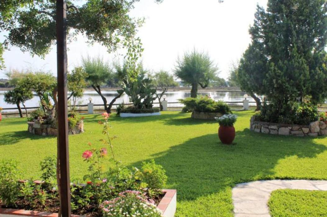 Lila Apartments Vourvourou Exterior foto